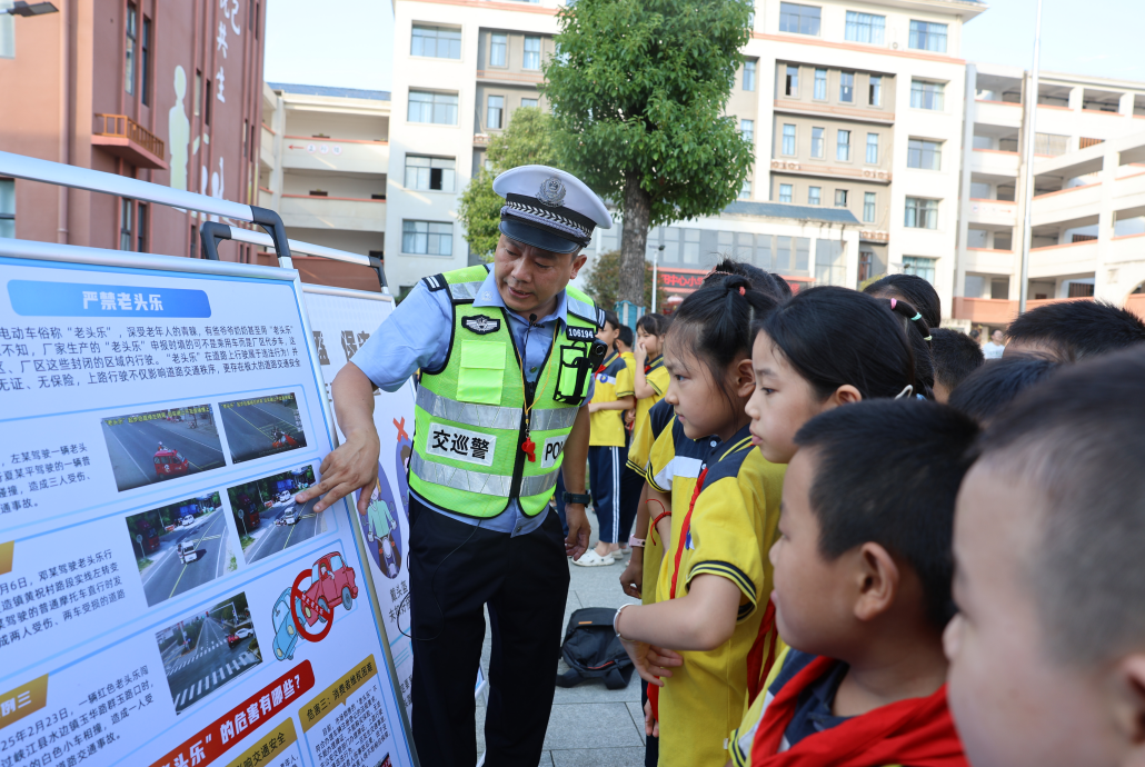 江西遂川：警校联动开展安全教育